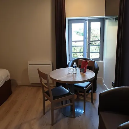 Апарт-отель L'hotellerie De La Toile A Beurre 3*