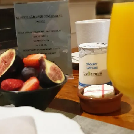 L'hotellerie De La Toile A Beurre Aparthotel 3*