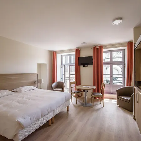Apartahotel L'hotellerie De La Toile A Beurre