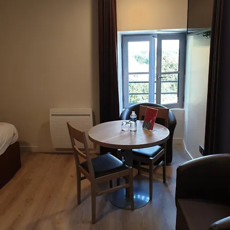 Apartmanhotel L'hotellerie De La Toile A Beurre Ancenis