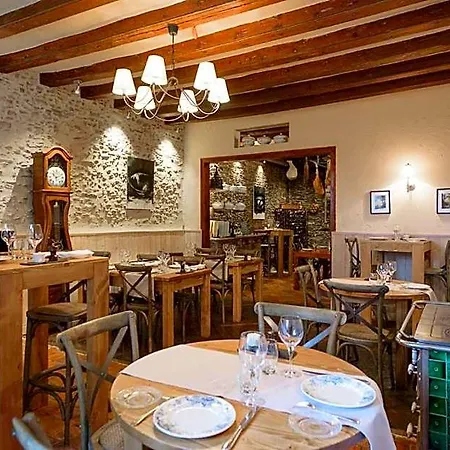 Apartahotel L'hotellerie De La Toile A Beurre Ancenis