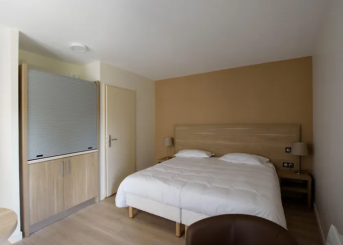 Appart hôtel L'hotellerie De La Toile à Beurre 3*